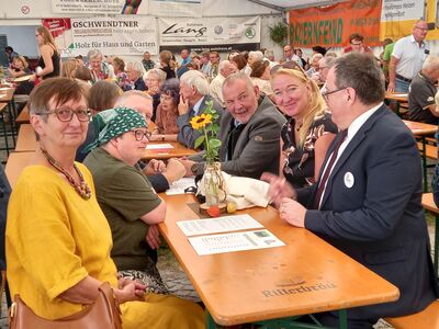 Ehrenbgaeste2-scaled