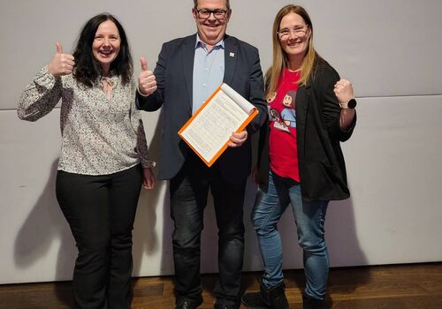 signal-2025-12-03-17-37-20-402-1-152h8h2p5k41d6x