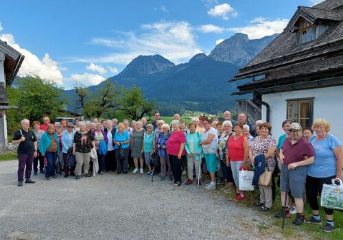 GruppeBadGoisern-scaled-krzyn7he8ksz9q6