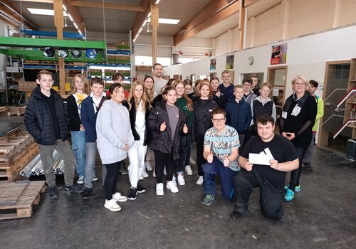 05_SpendeSchuelerTaufkirchen-scaled-6bhdq914xny28ds