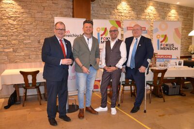 GF_Moderator_Kabarettist_LO-scaled