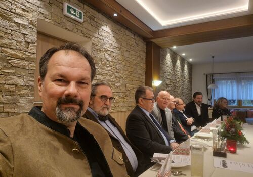 IMG-20251213-WA0009-8tez7y8kdaz0xjq