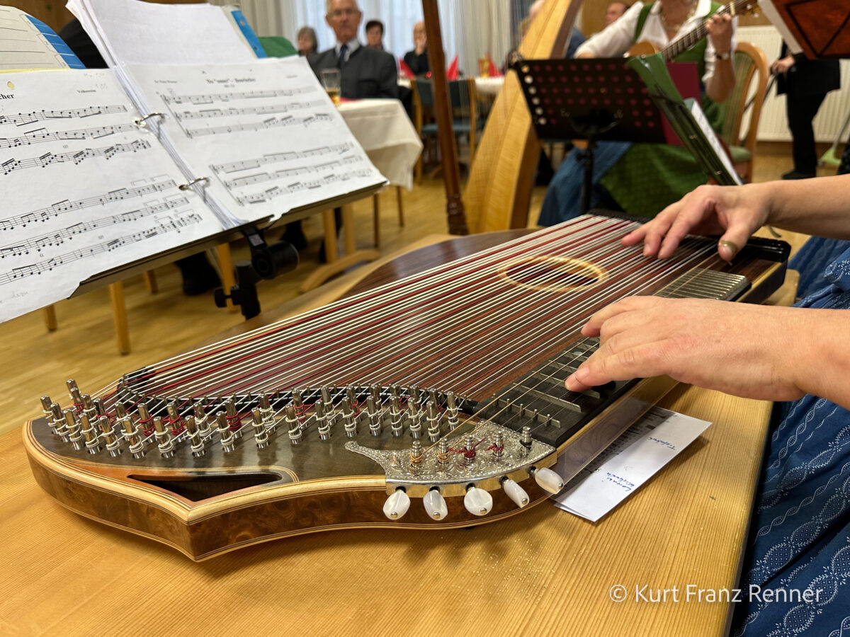 Zither 