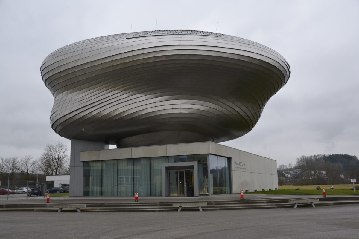 modernes Gebäude, Paneum