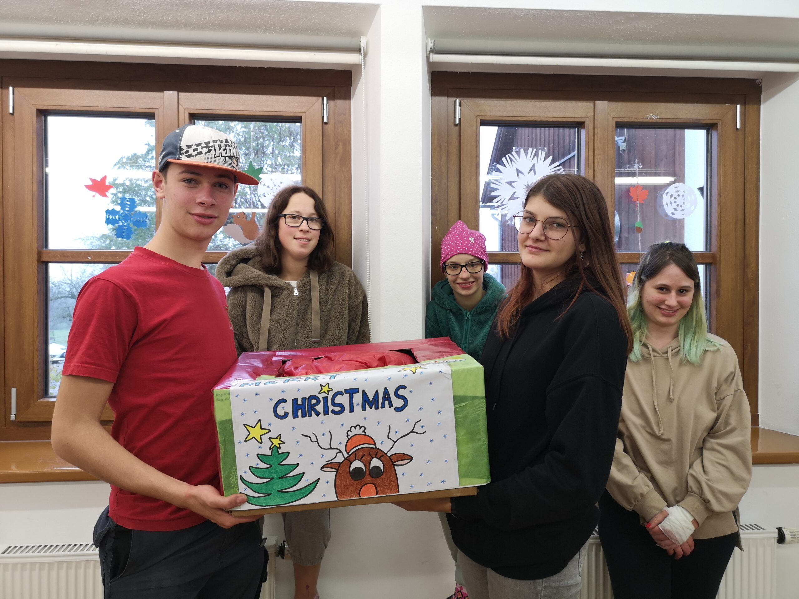 Weihnachtswichtel für Kinder in Not Fokus Mensch